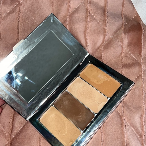 seint Makeup Seint Custom 8 Palette With 6 Makeup Tins And Buff